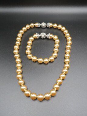 VTG Erwin Pearl Convertible Pearl Necklace & Bracelet Set Magnetic Clasp 2-1(b)